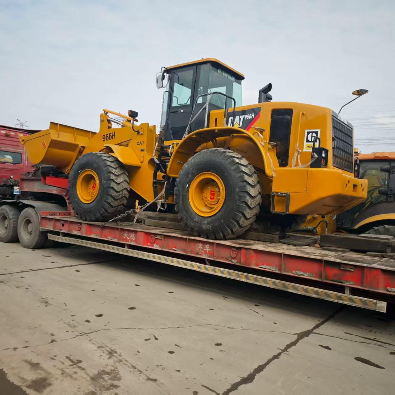 CAT 966H Wheel Loader