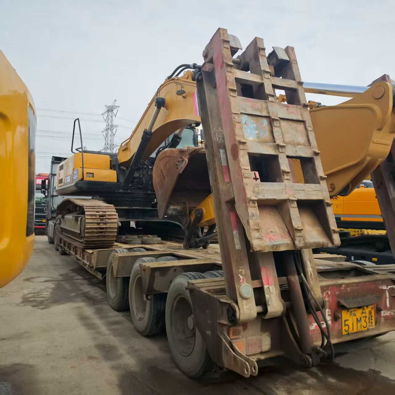 Excavator Transport