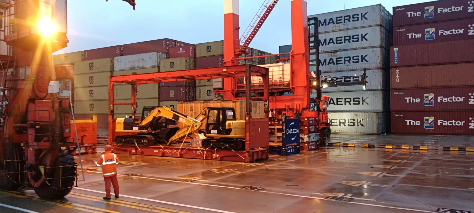Shanghai Port Terminal