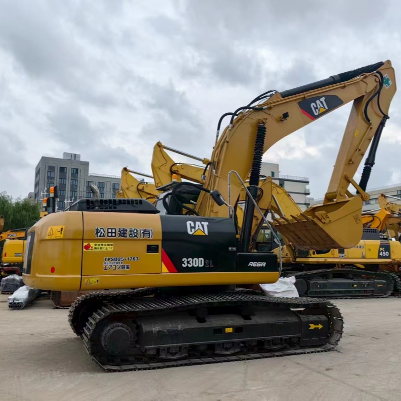 CAT 330 view 5