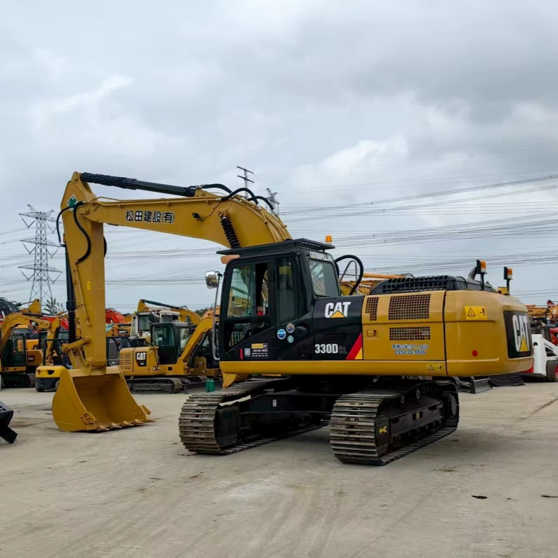 CAT 330 view 6